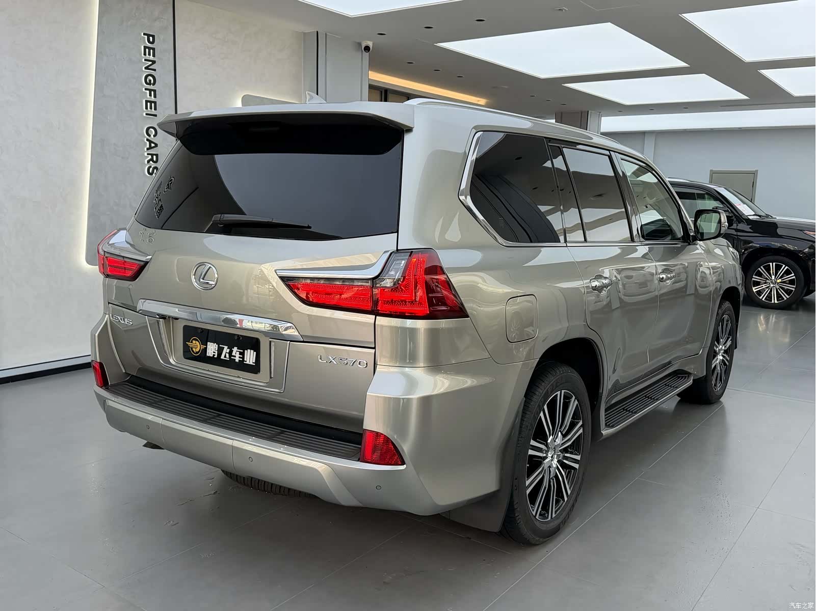 Lexus LX, 2019 21