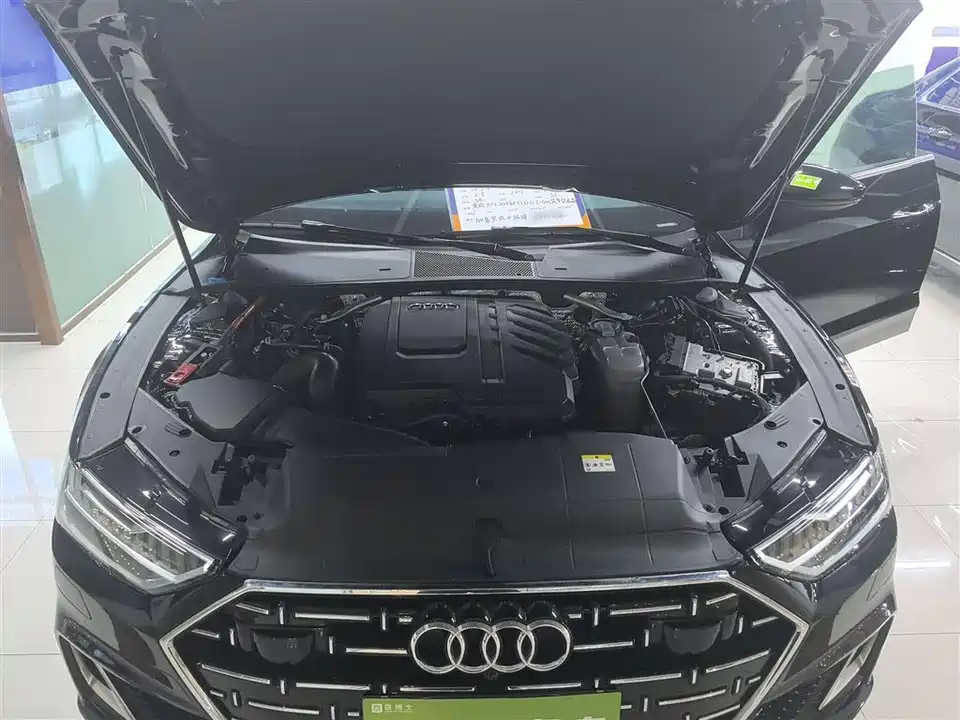 Audi A7L