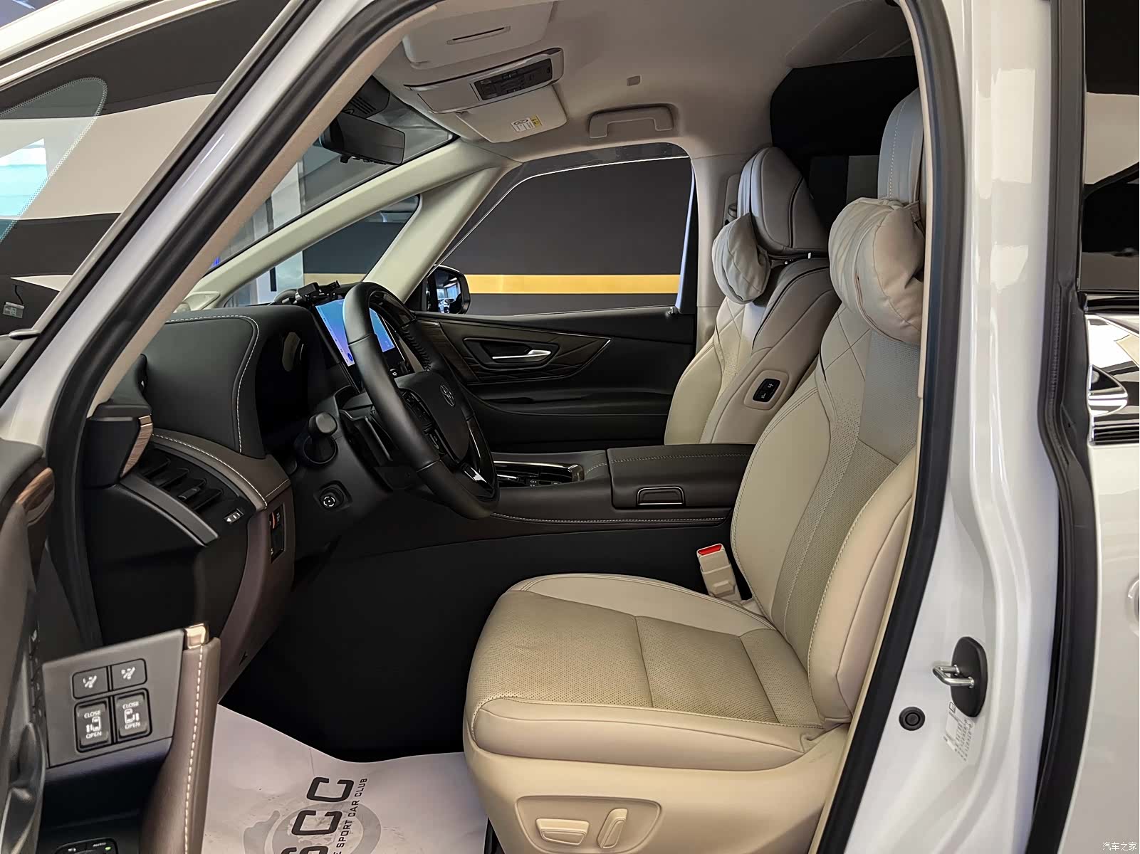 Toyota Alphard, 2024 6