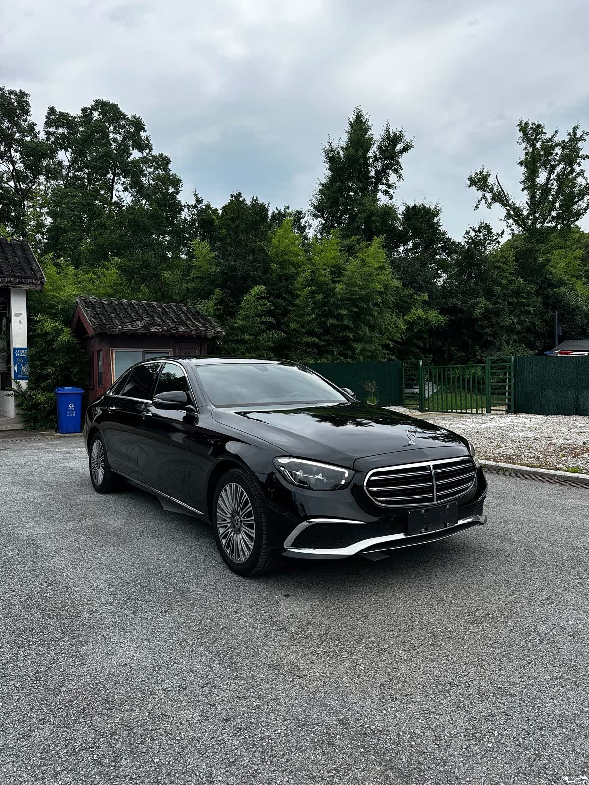 Mercedes-Benz E-Class, 2023 3