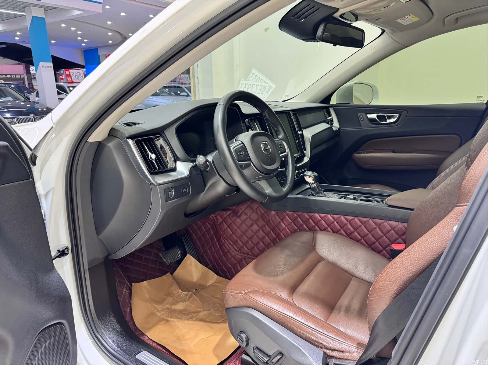 Volvo XC60, 2019 8
