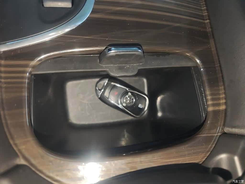 Buick Envision Plus, 2019 17