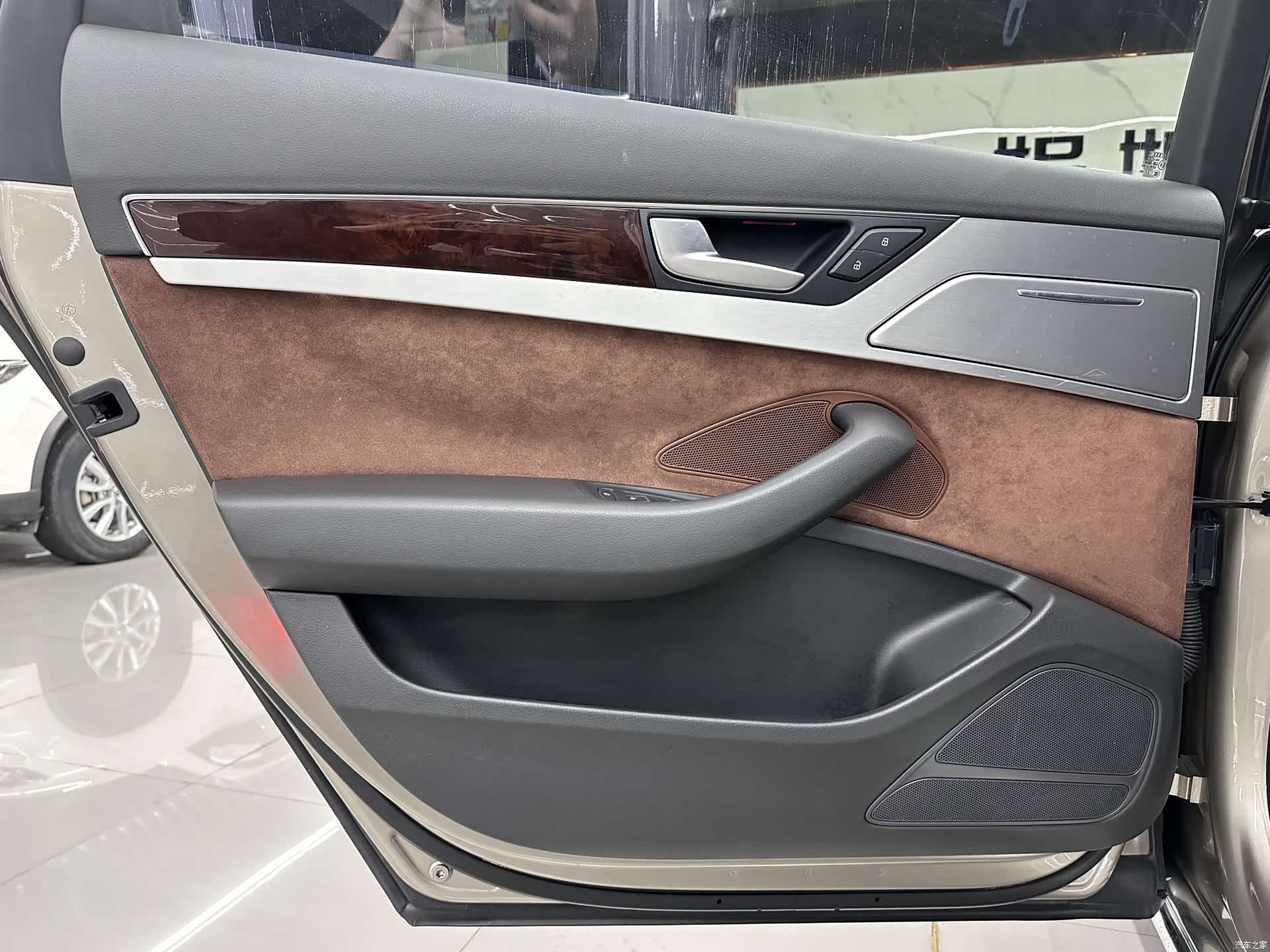 Audi A8L, 2013 16