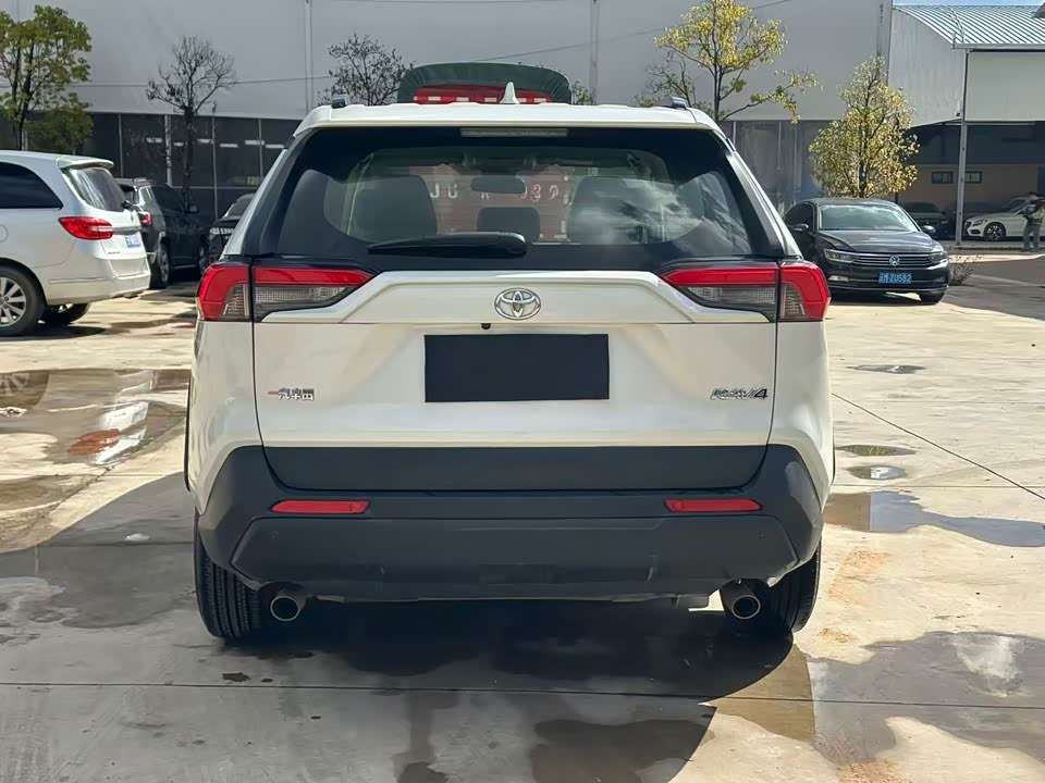 Toyota RAV4 Rongfang