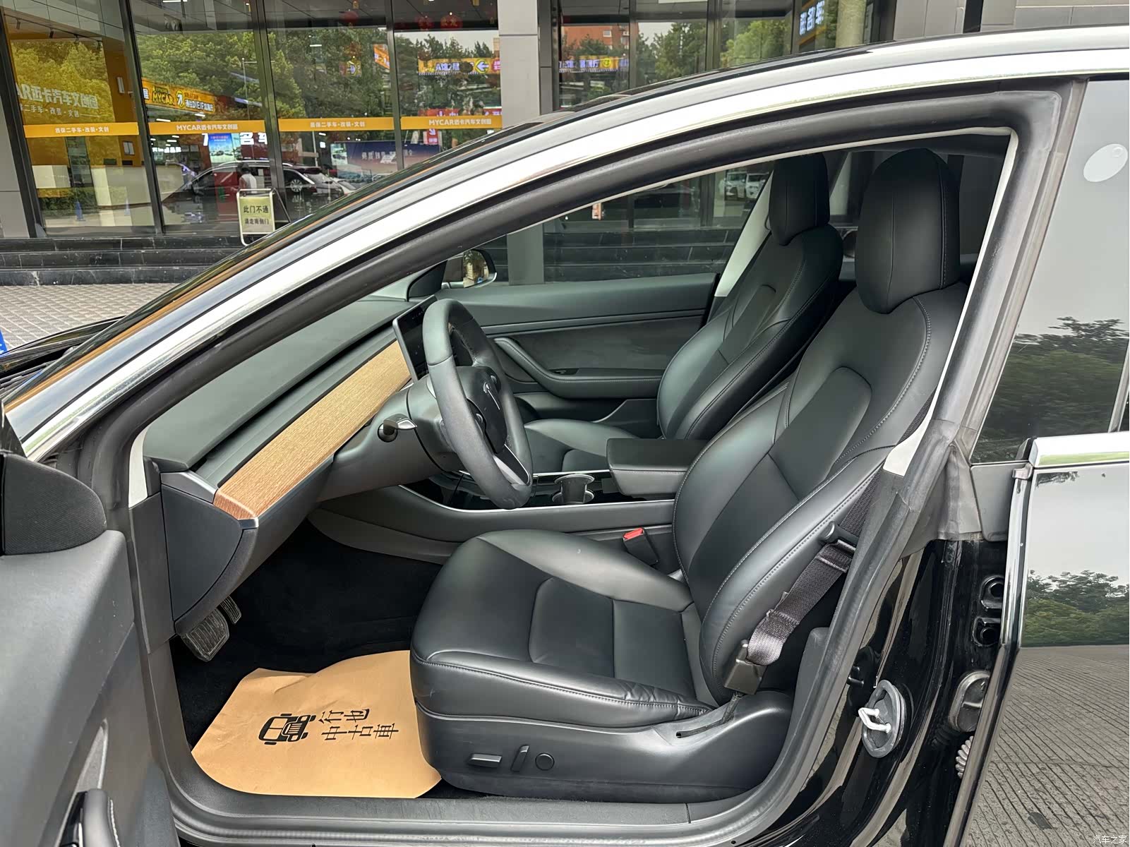Tesla Model 3, 2020 25