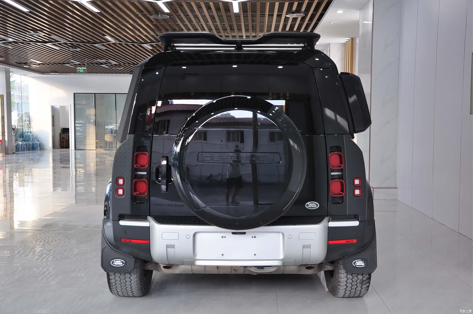 Land Rover Defender, 2021 все фото