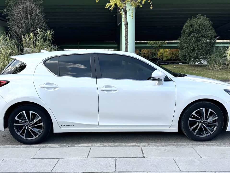 Lexus CT