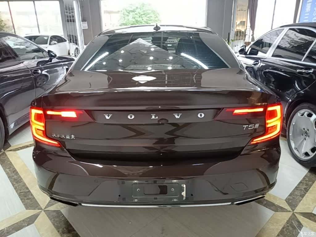 Volvo S90, 2018 6