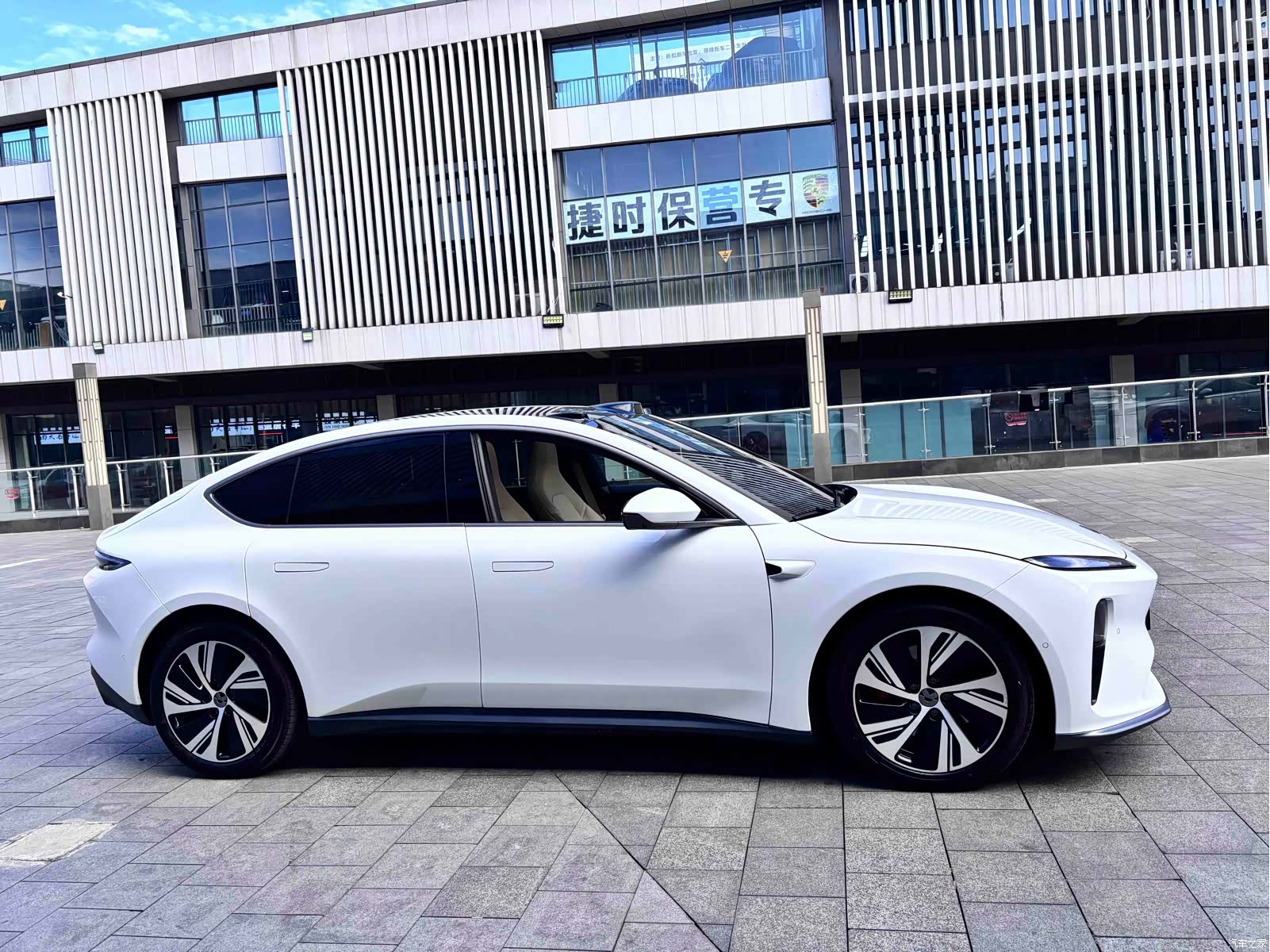 NIO ET5, 2023 4
