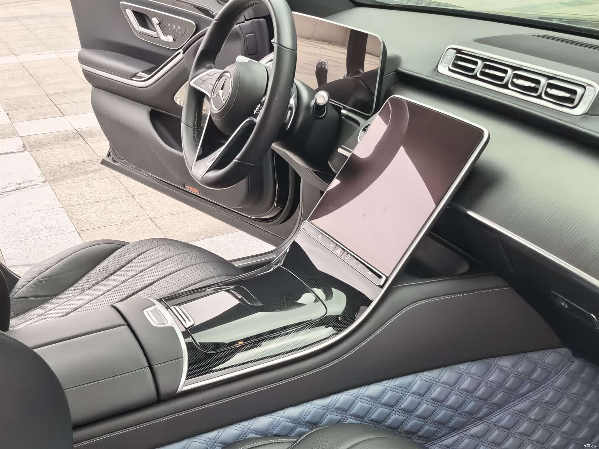 Mercedes-Benz S-Class, 2024 12