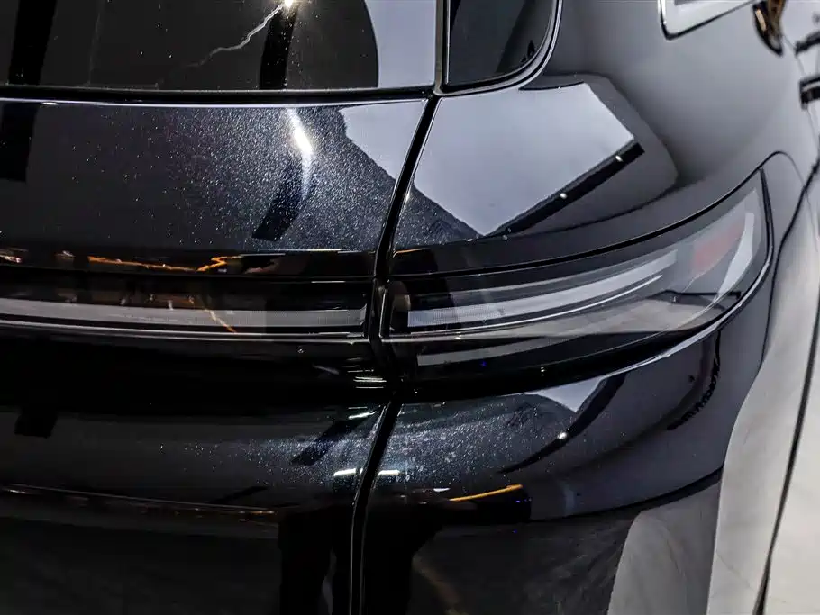 Li Auto Ideal L8