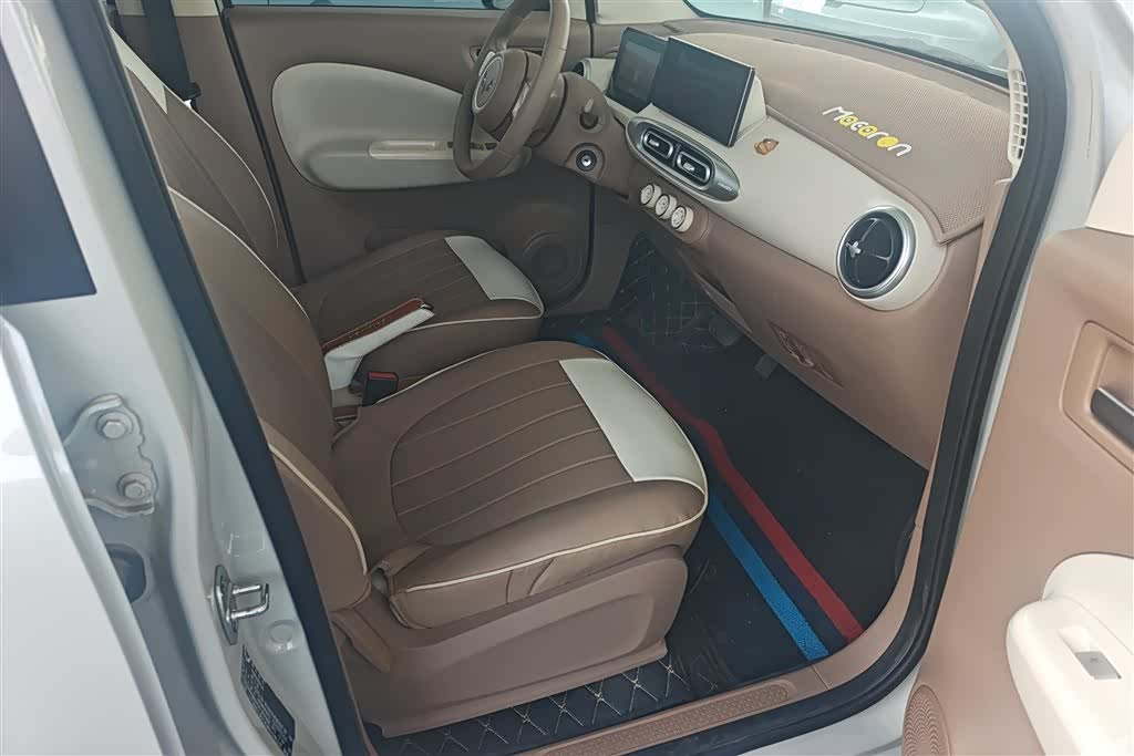 Wuling MINIEV, 2025 8