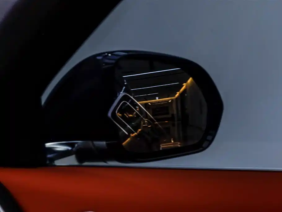 Li Auto Ideal L8