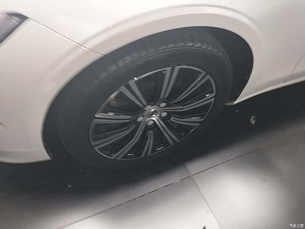 Volvo S90, 2018 23