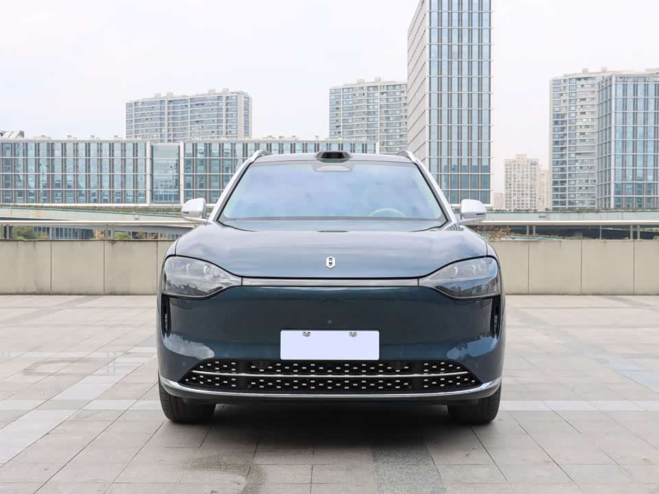 AITO Ask the world M9