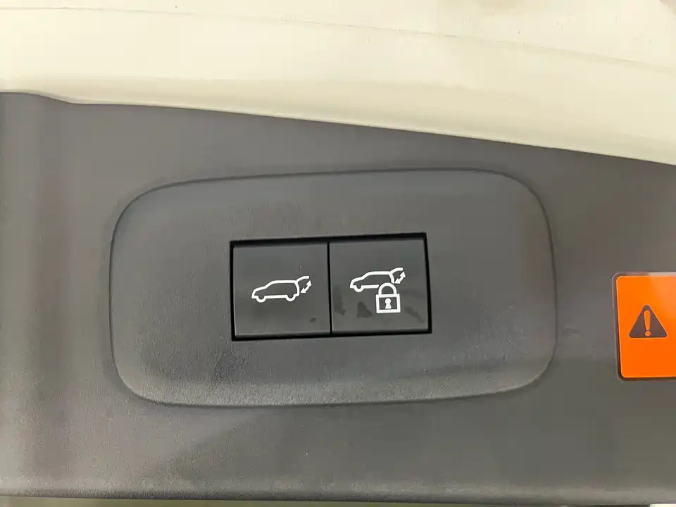 Lexus RZ Lexus RZ