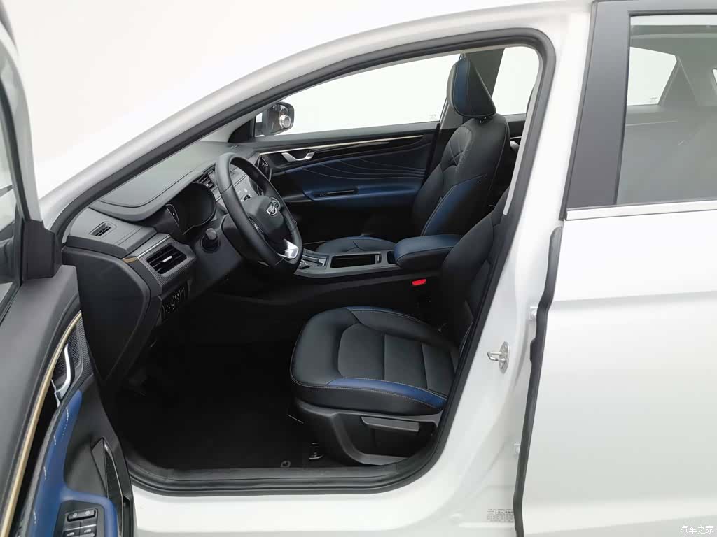 Geely Emgrand, 2021 10