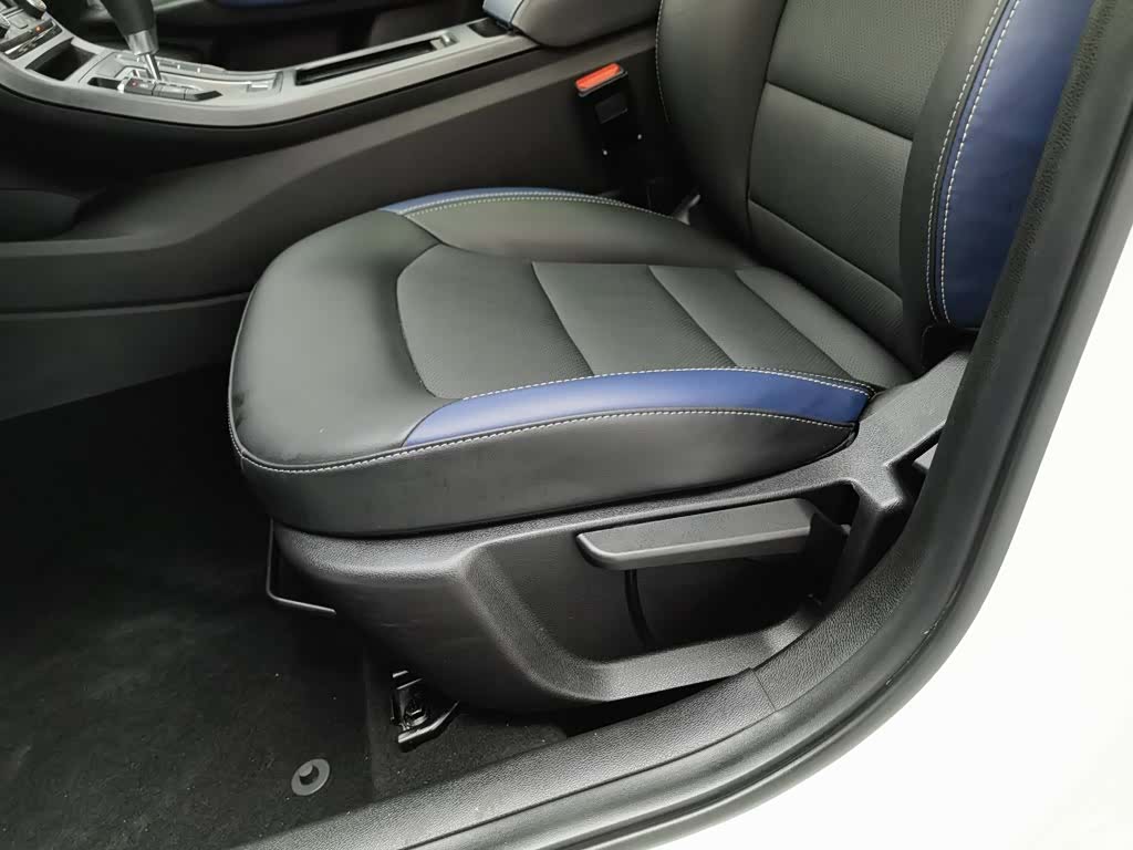 Geely Emgrand, 2021 20