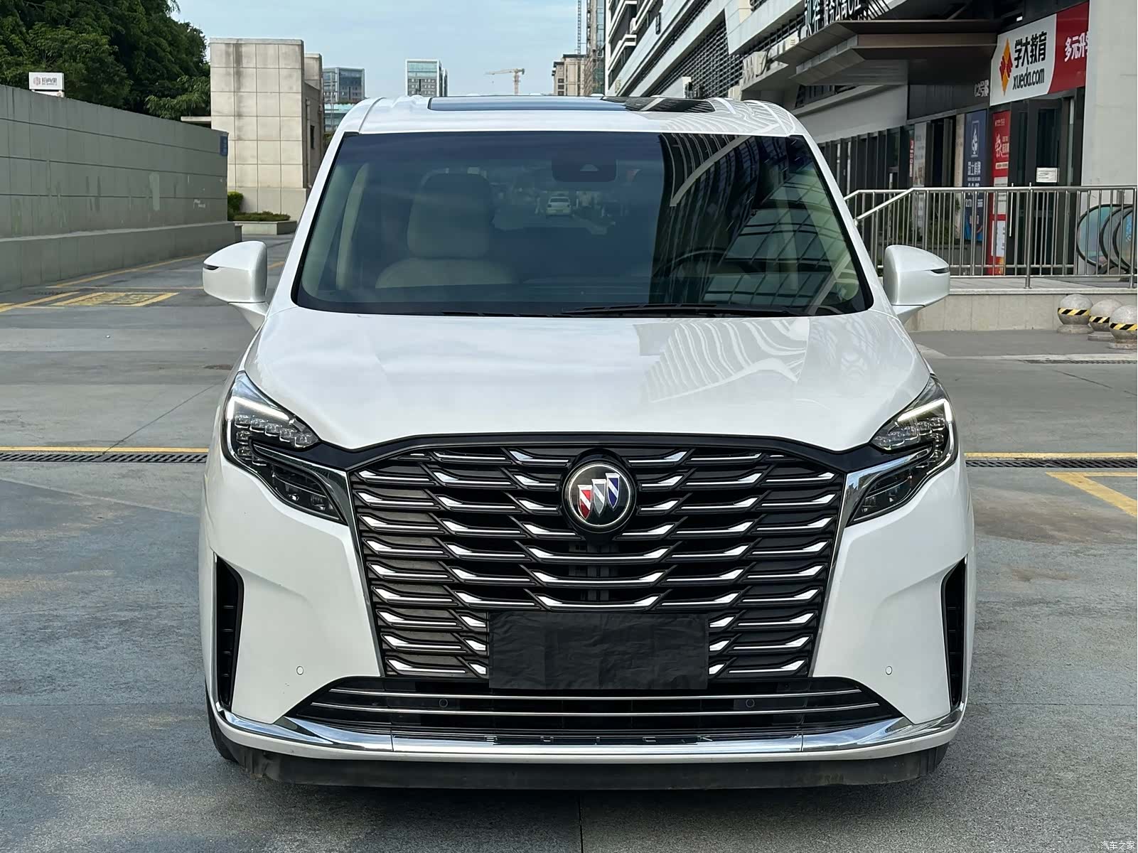 Buick GL8, 2023 2