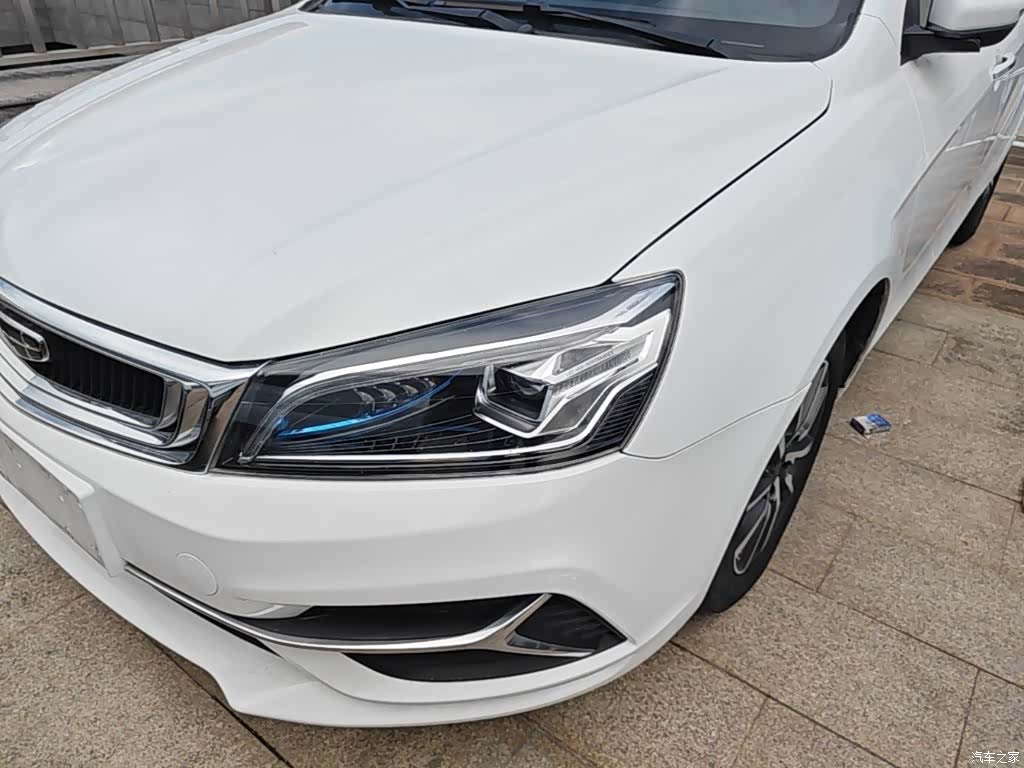 Geely Emgrand, 2021 24