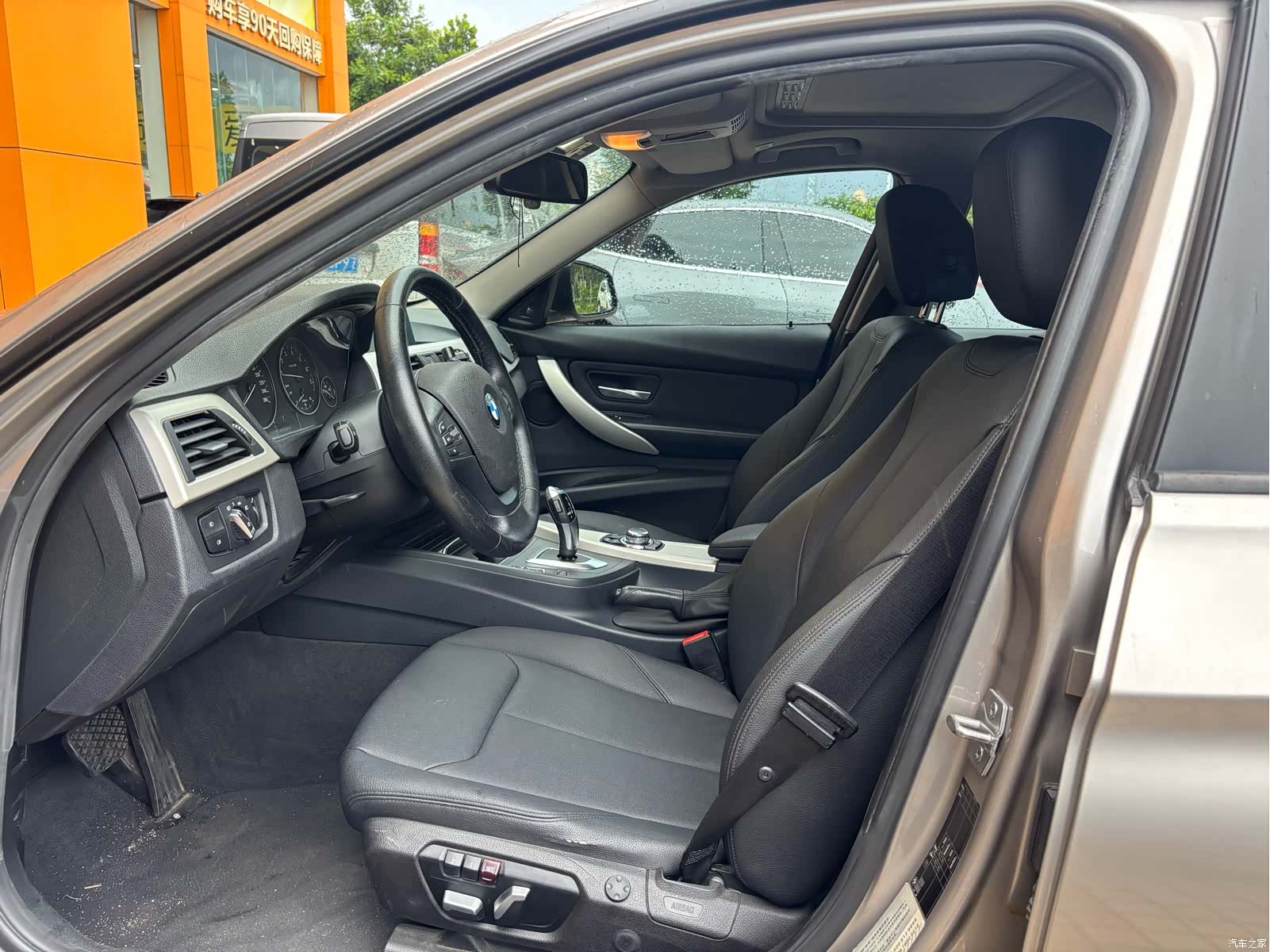 BMW 3 Series, 2016 9