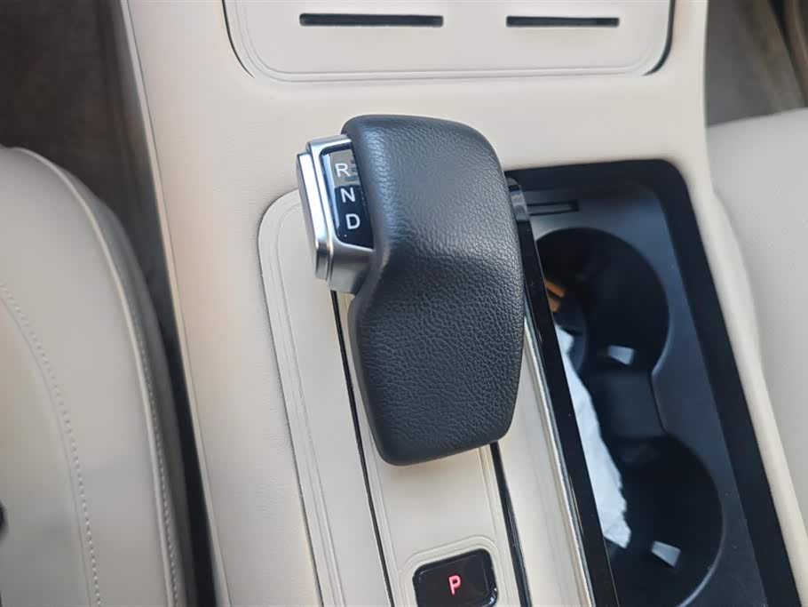 AITO Ask the world M7