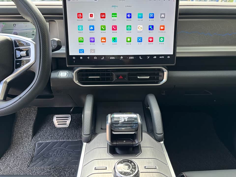 Jetour Jet Traveler C-DM