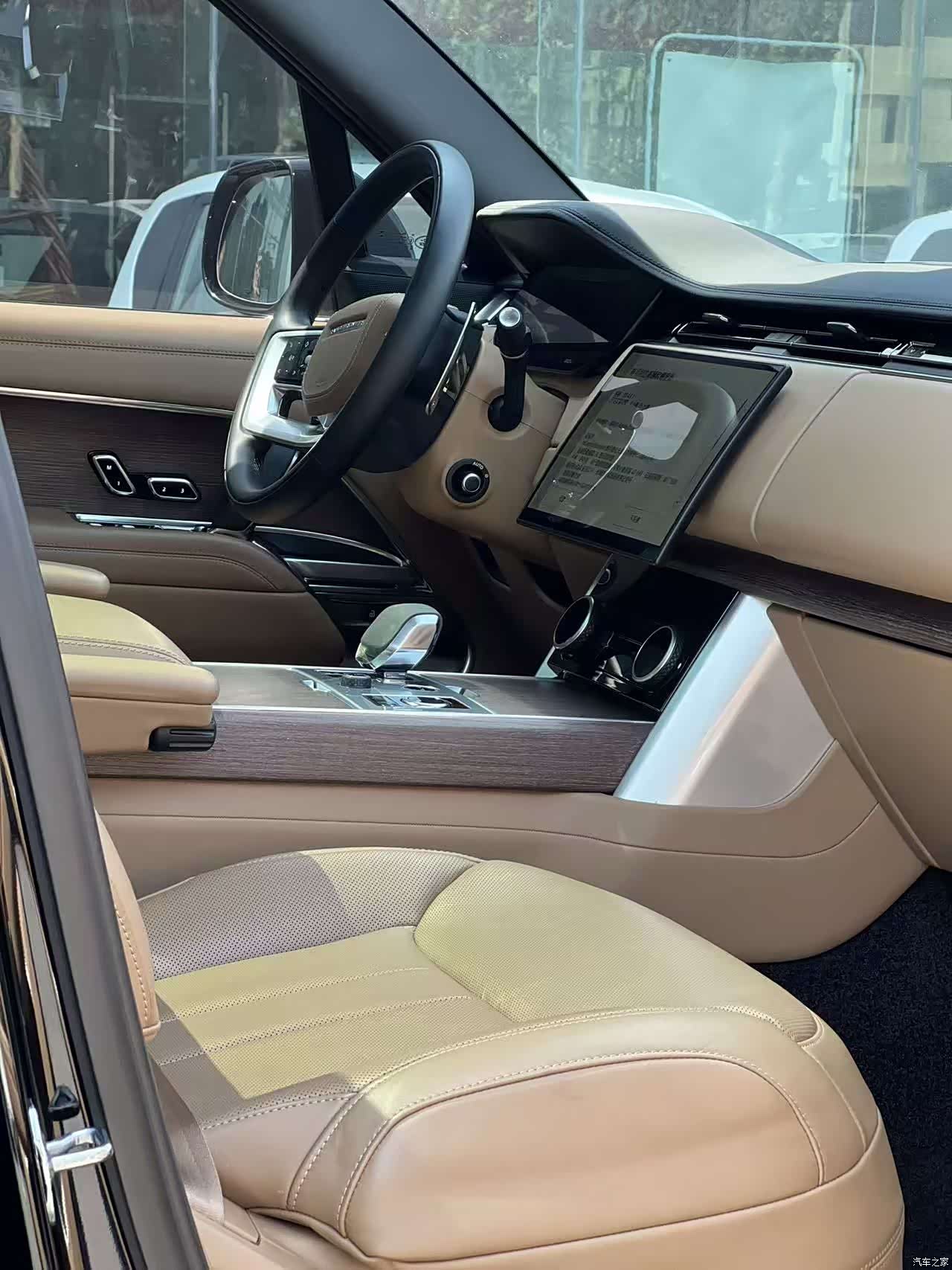 Land Rover Range Rover, 2024 9
