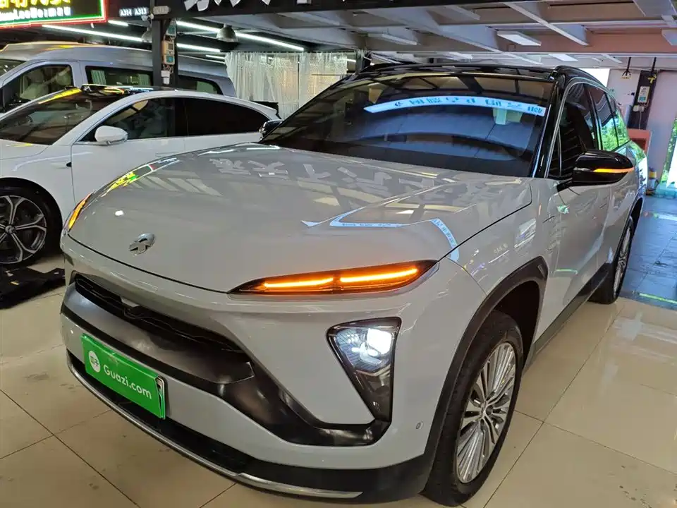 NIO ES6