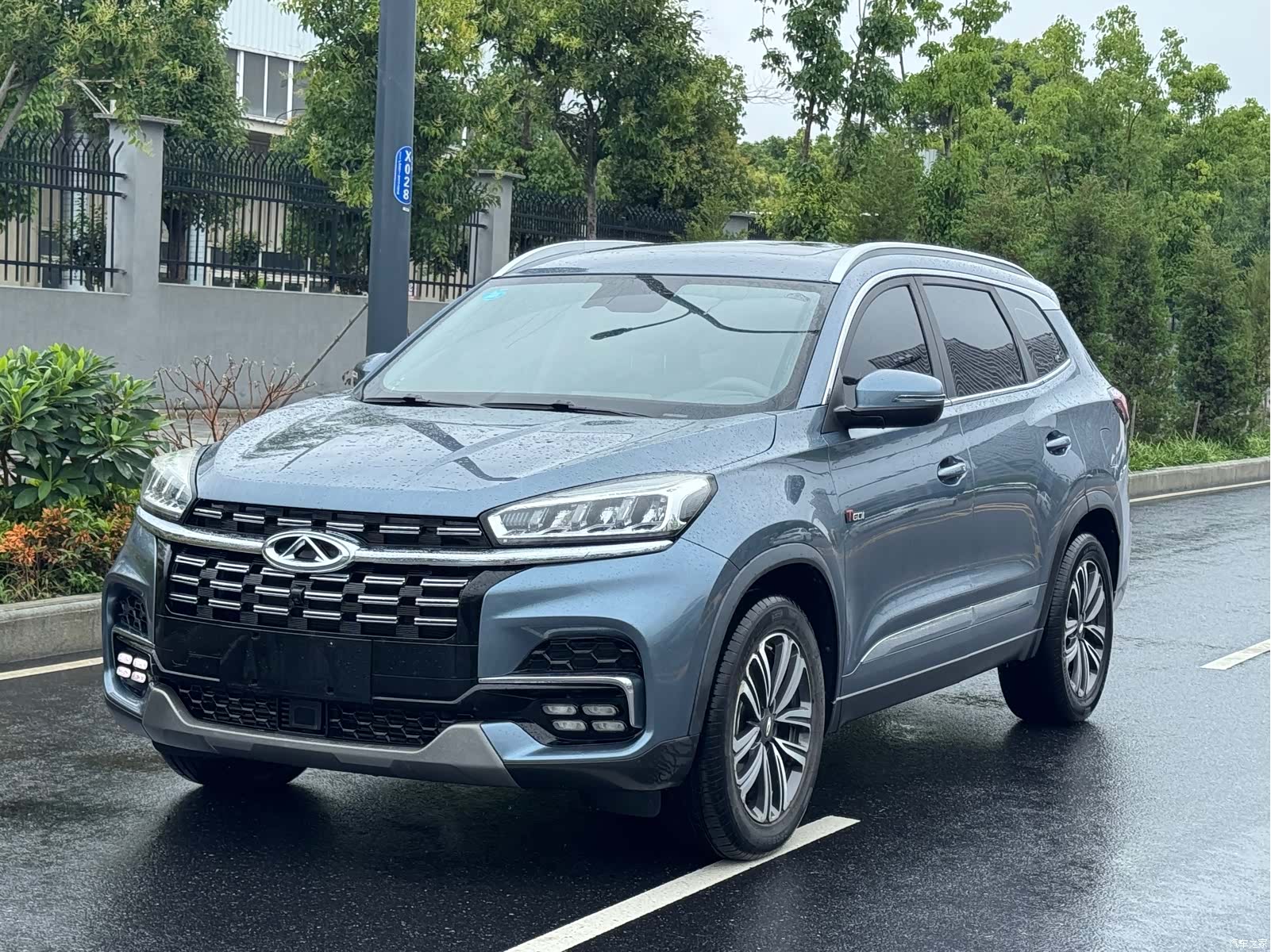Chery Tiggo 8