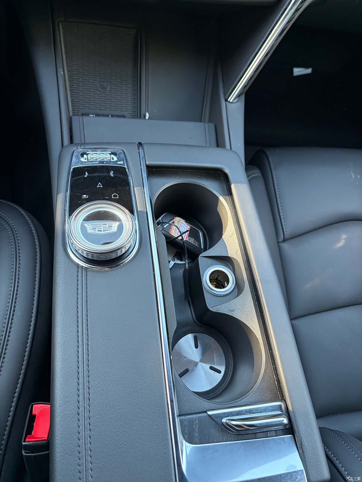 Cadillac CT6, 2025 21