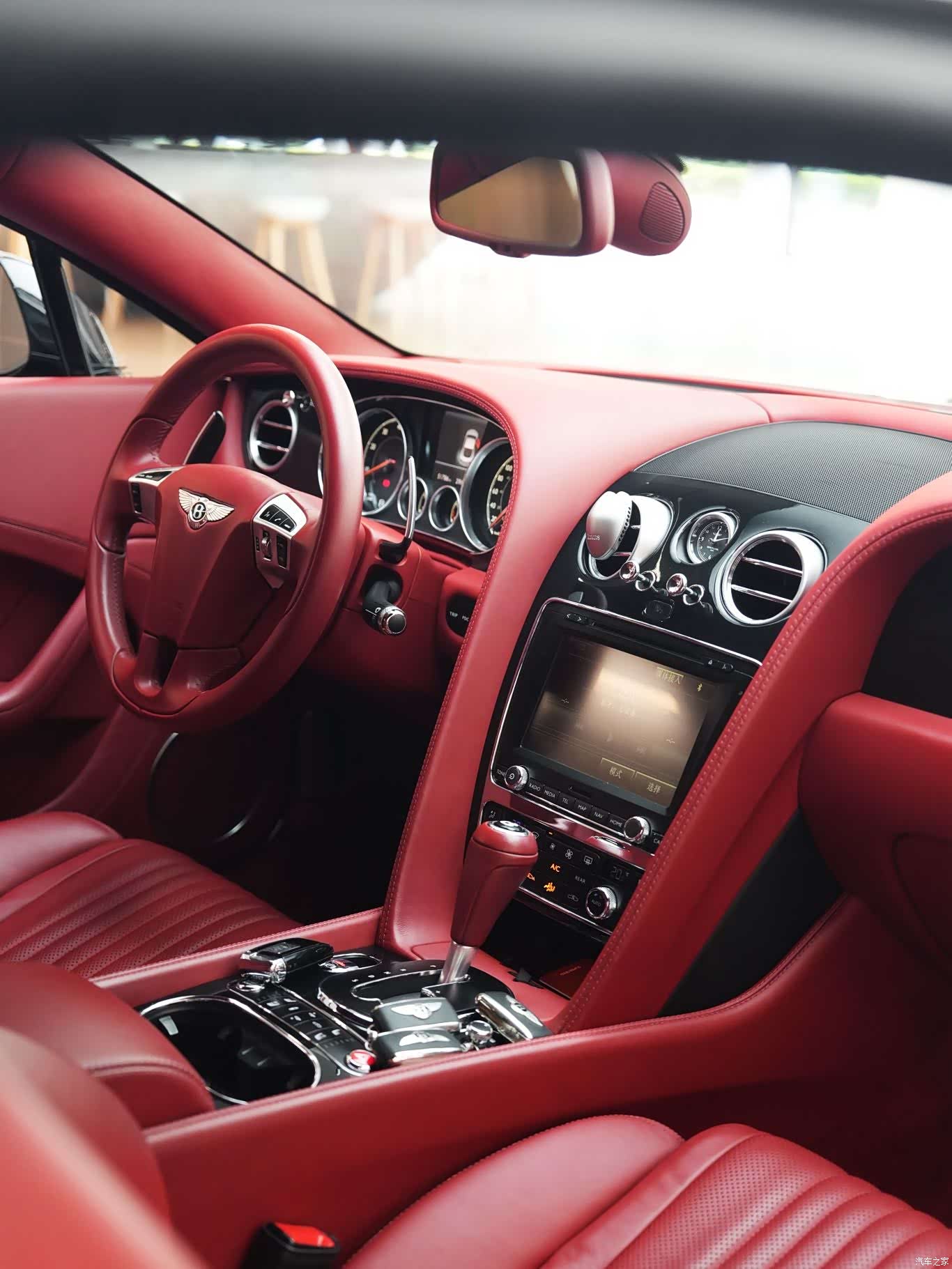 Bentley Continental GT, 2017 9