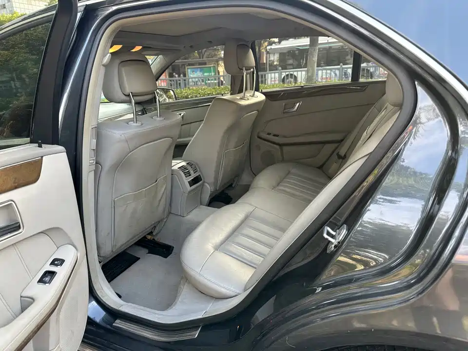 Mercedes-Benz E-class Mercedes-Benz E-class