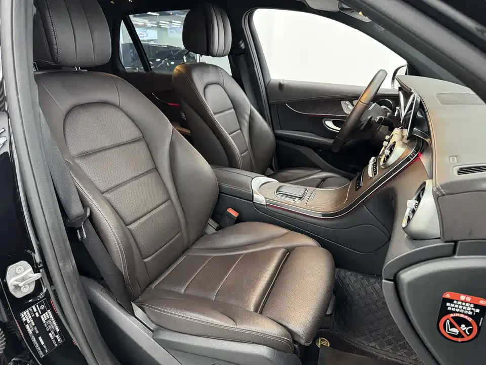 Mercedes-Benz GLC Mercedes-Benz GLC