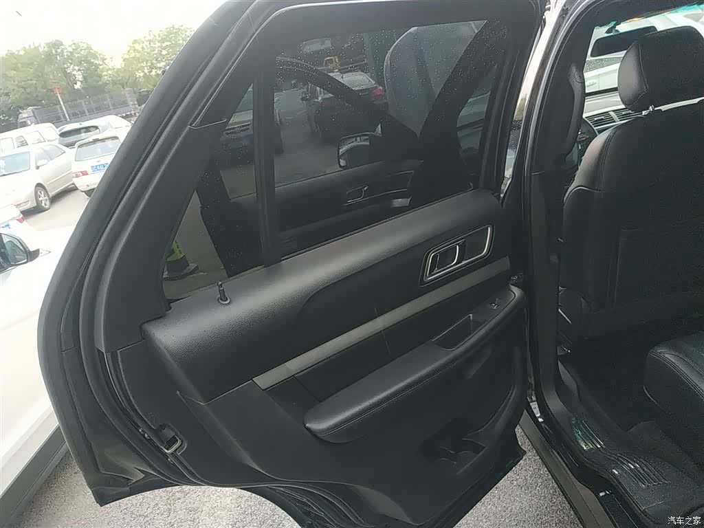 Ford Explorer, 2017 22