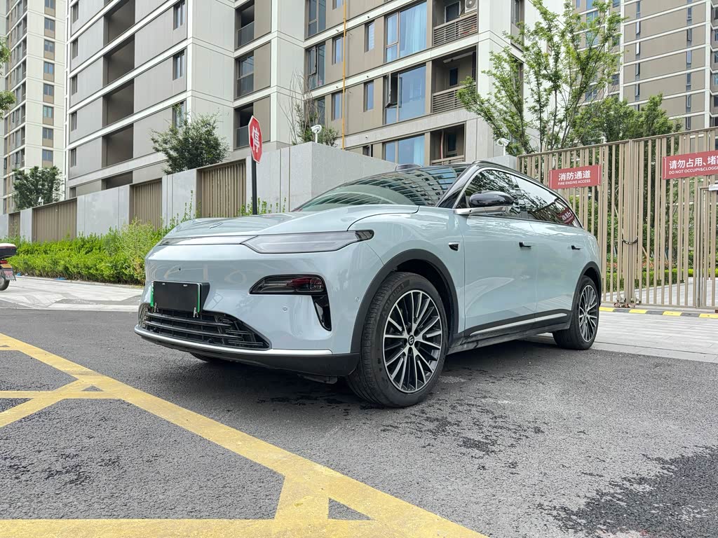 Leapmotor C11