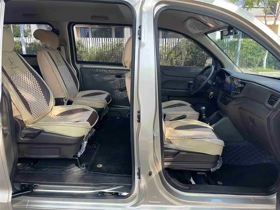 Wuling Wuling Hongguang V