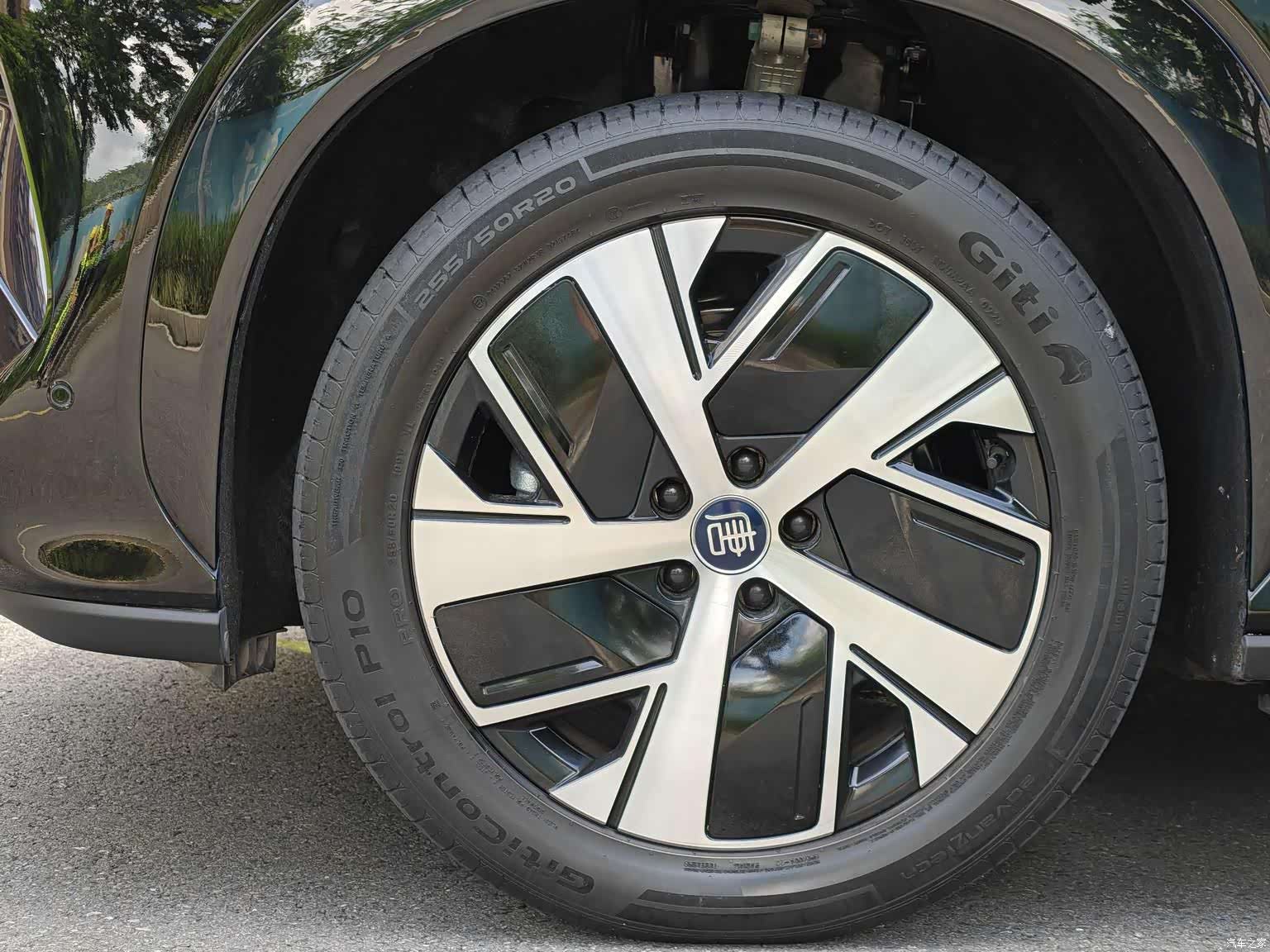 BYD Tang, 2025 12