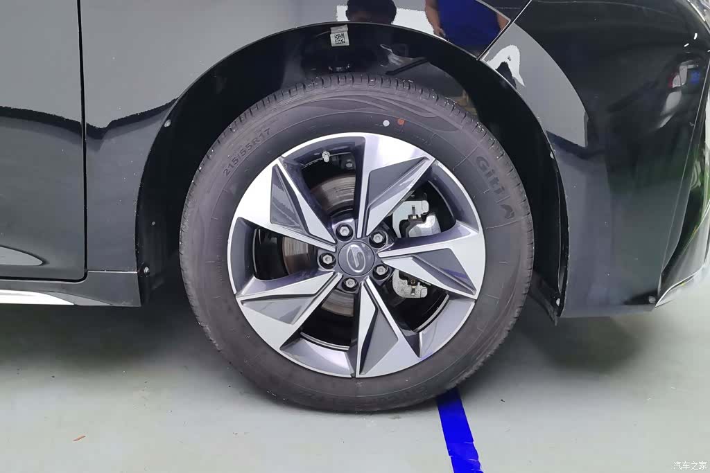 Trumpchi M6, 2025 6