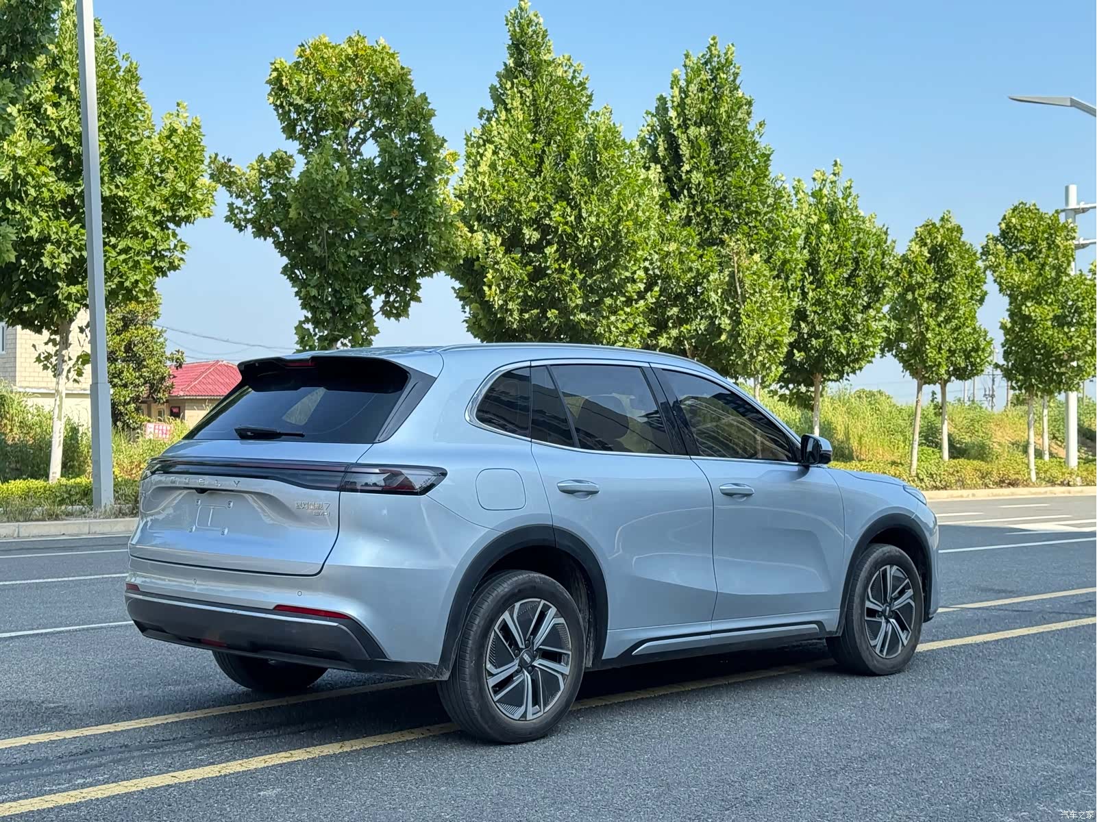 Geely 7, 2025 9