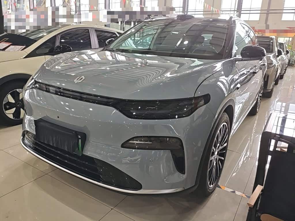 Leapmotor C11
