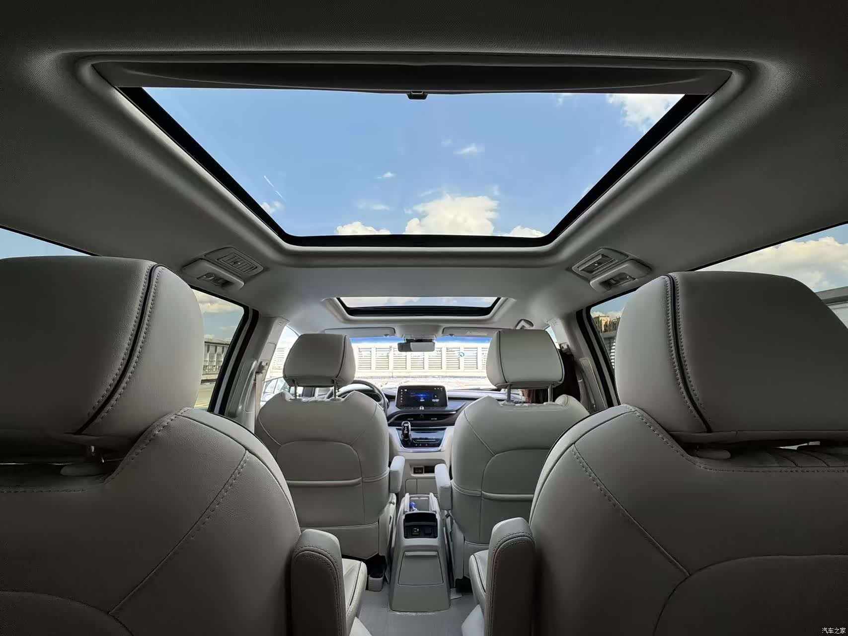 Buick GL8, 2023 13