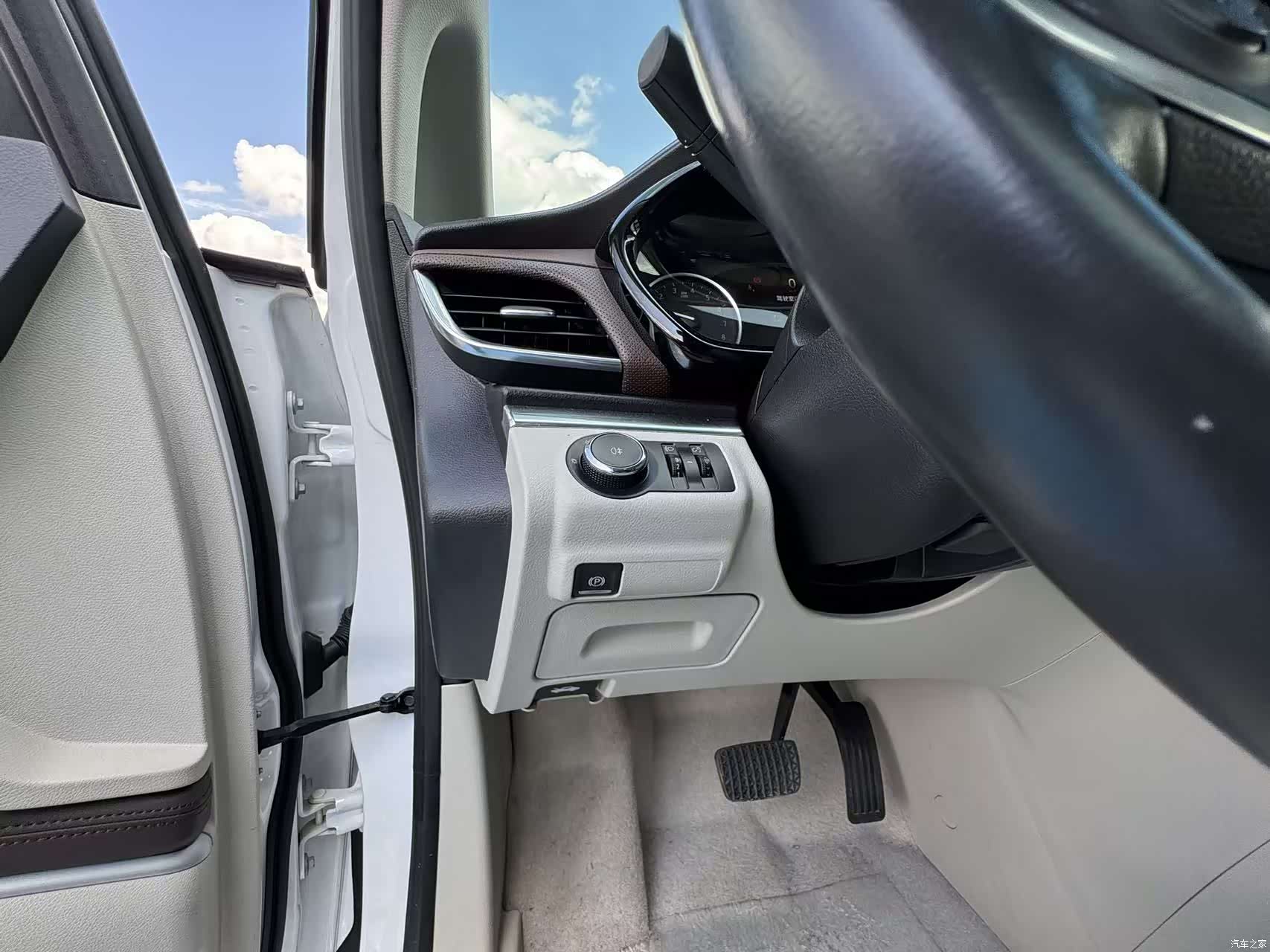 Buick GL8, 2023 22