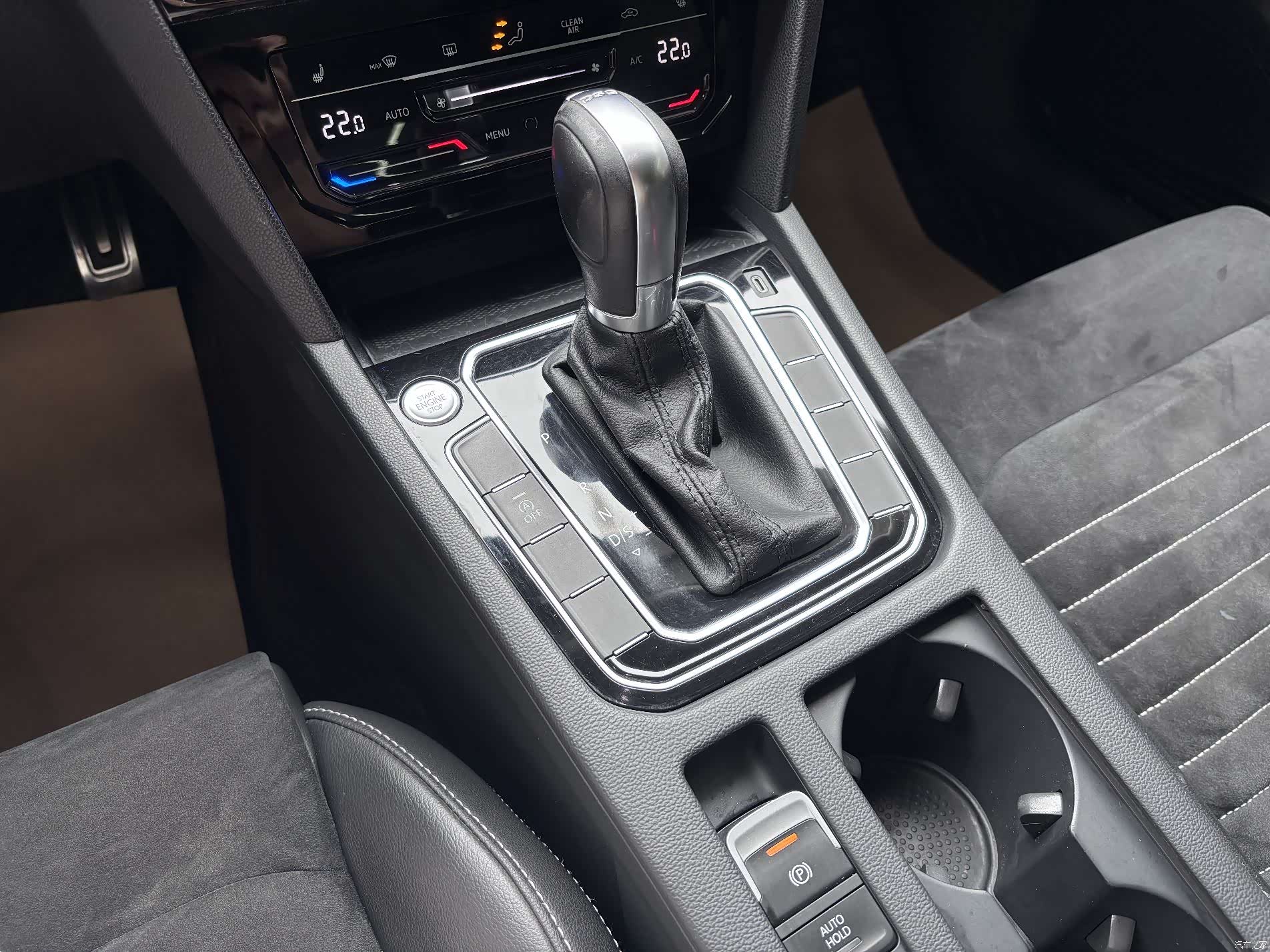 Volkswagen Magotan, 2020 15
