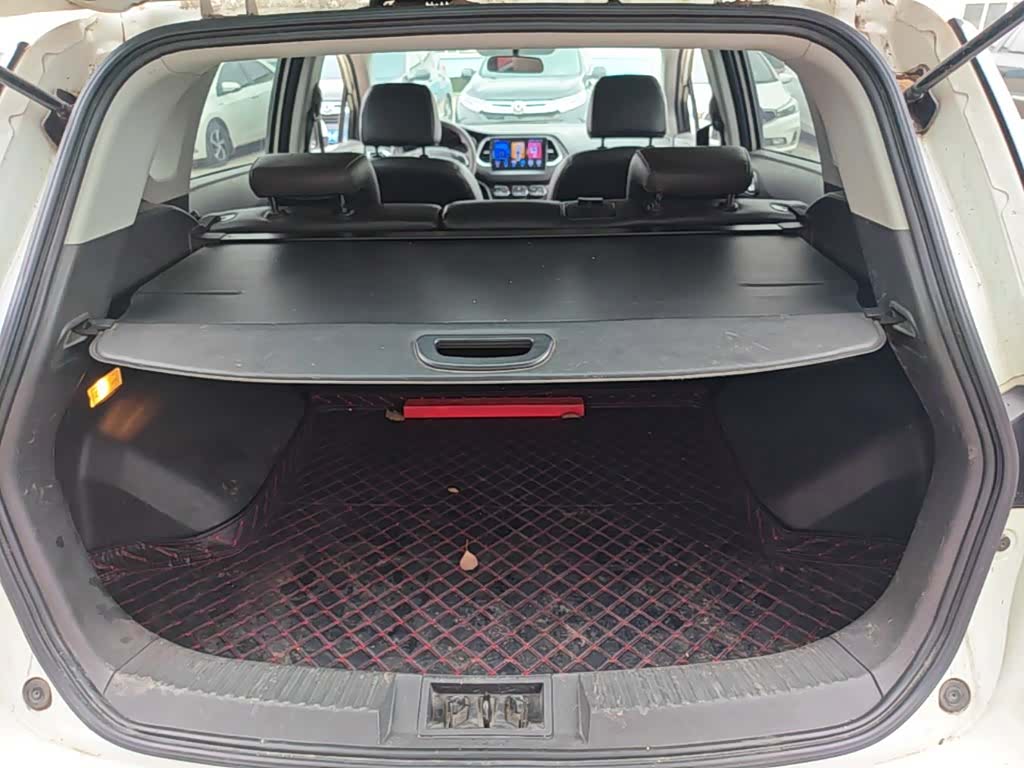 GAC GS4, 2015 19