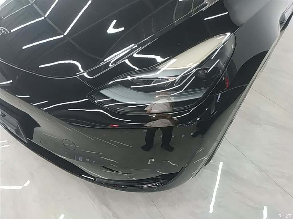 Tesla Model Y, 2023 24