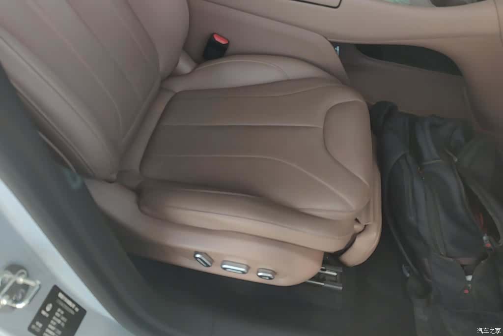 Leapmotor C11, 2025 8