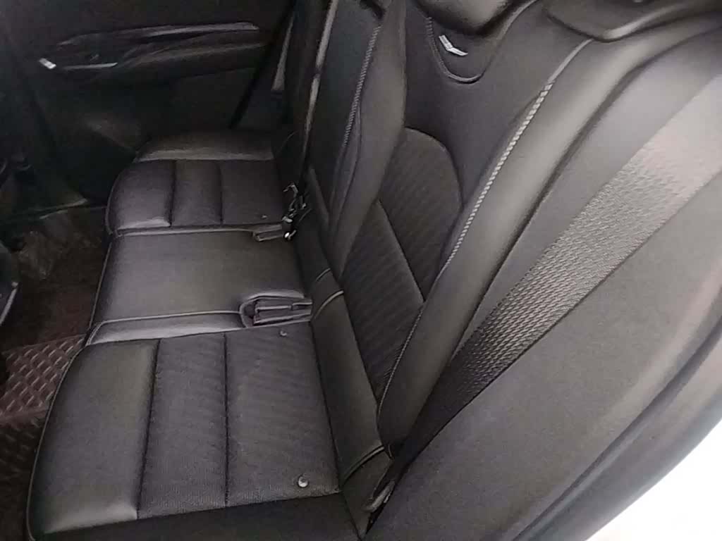 Cadillac XT4, 2022 17