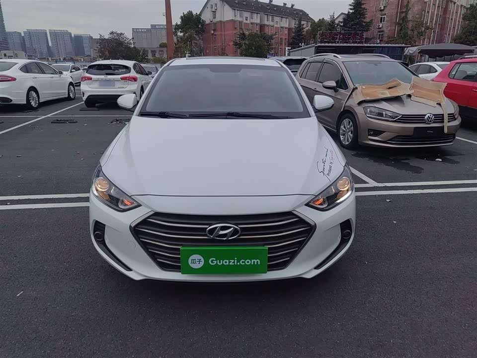 Hyundai Lead