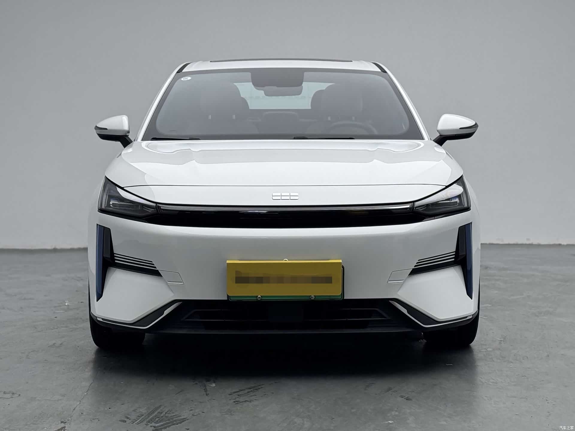 Geely Galaxy L6, 2024 2